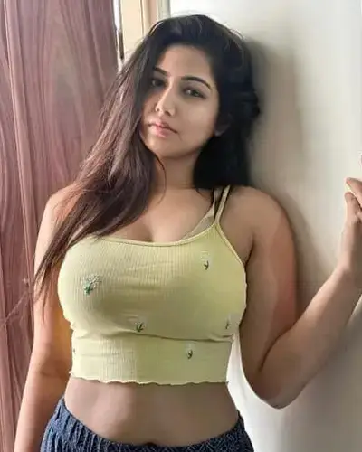 Escorts Tamkuhi Raj